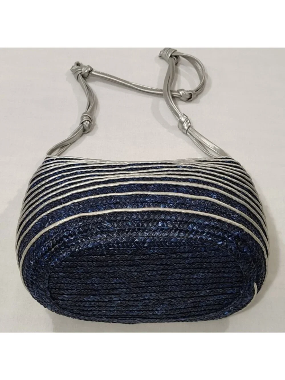 Worthington Straw Woven Shoulder Bag Purse Handbag Blue Silver Stripe Lined - Picture 3 of 16